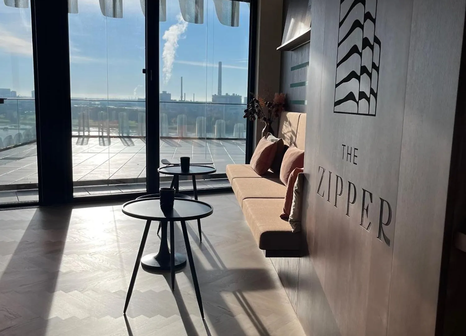 The Zipper Hotel Und Apartments Dusseldorf