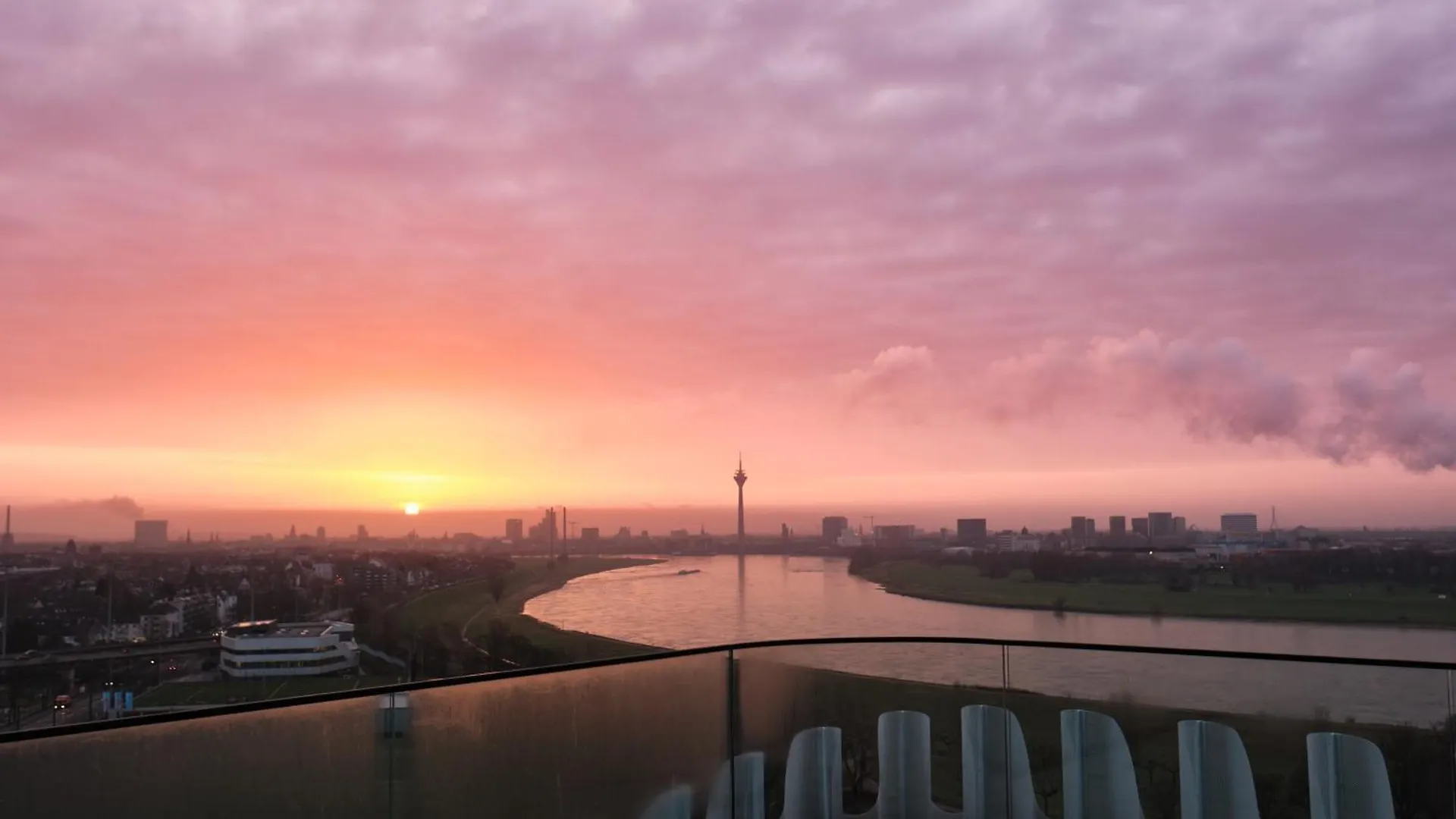****  The Zipper Hotel Und Apartments Dusseldorf Germany