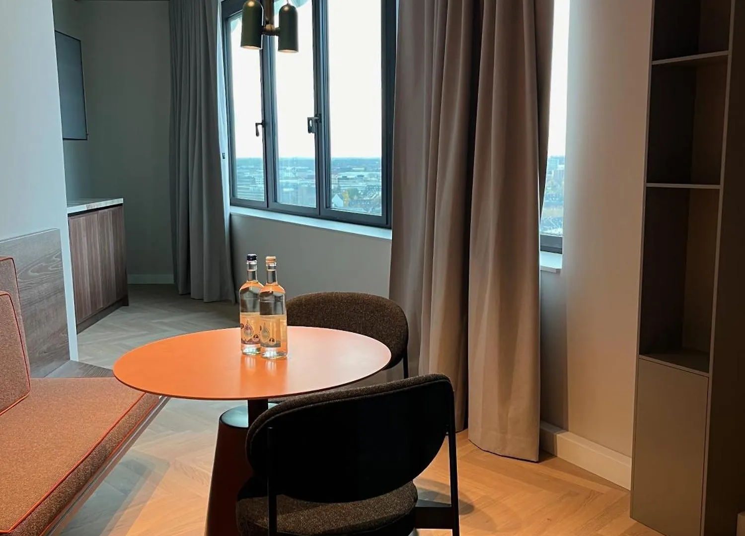 The Zipper Hotel Und Apartments Dusseldorf